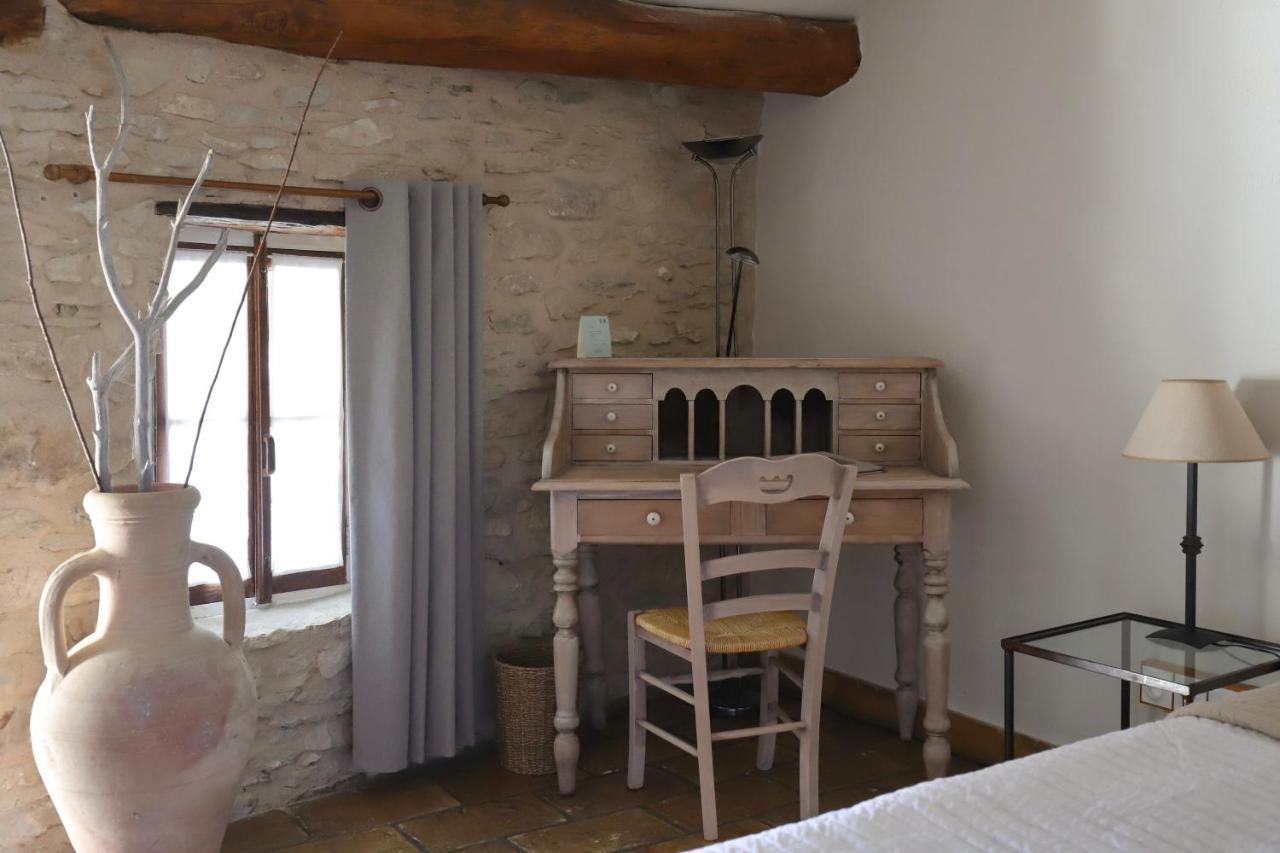 Deluxe Double Room,1369727297:JPEG