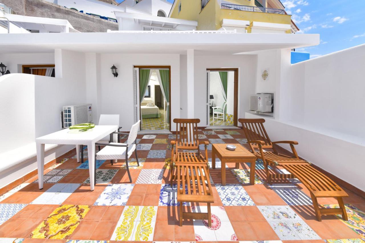 Suite,1369918238:JPEG