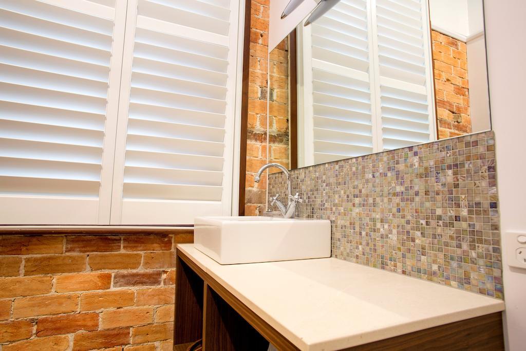 Queen Room with Shared Bathroom