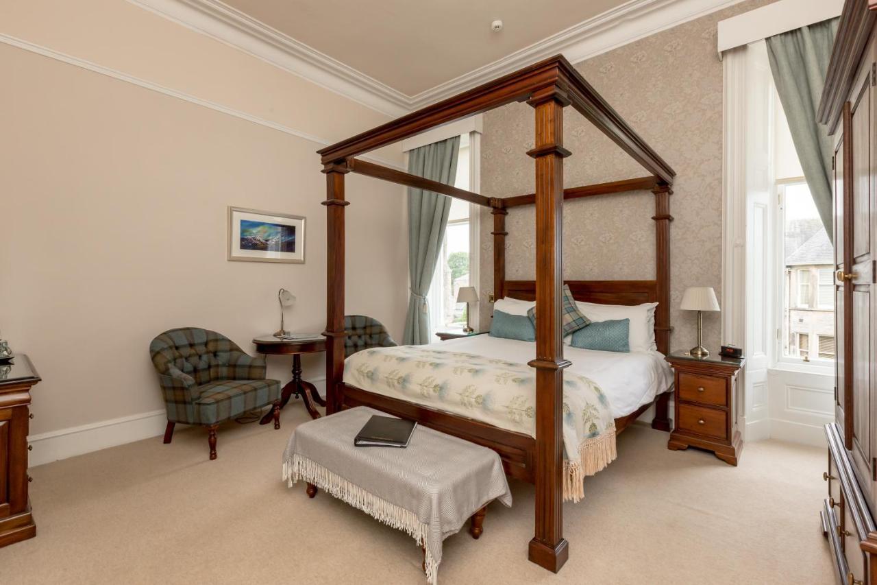 Double Room Four Poster Bed,1380980981:JPEG