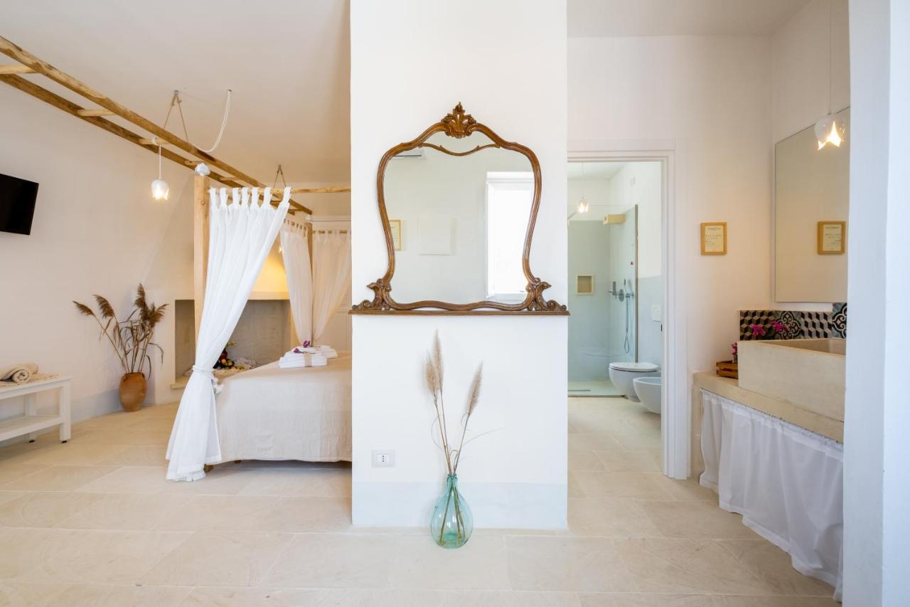 King Suite Spa Bath,1387043459:JPEG