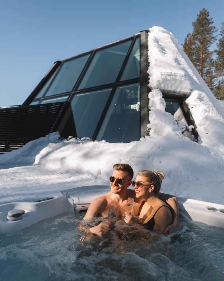Premium Glass Apartment Sauna Hot Spa