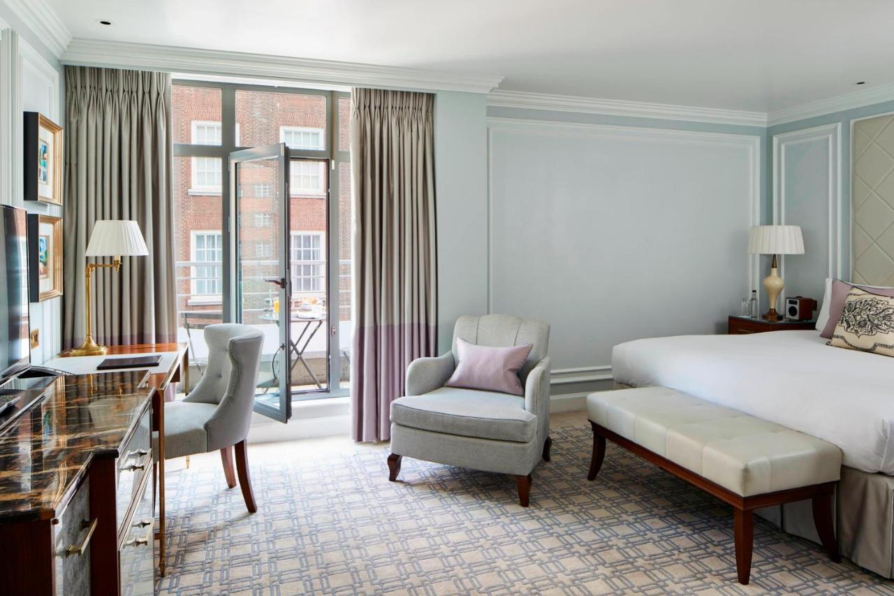 Executive Room Executive lounge access Guest room 1 King,1395477548:JPEG