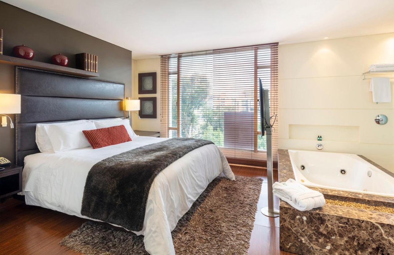 Superior Queen Room,1746867321:JPEG