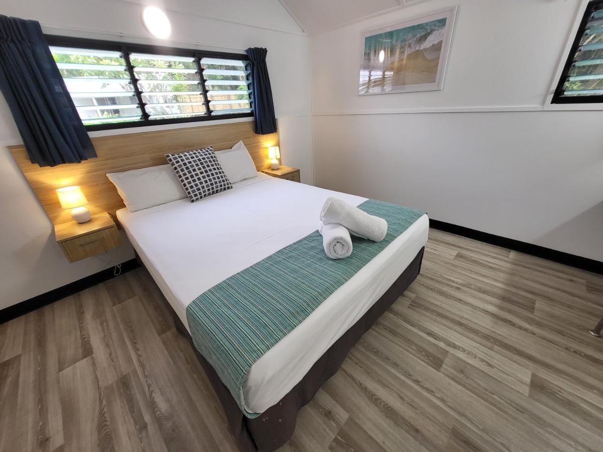 One-Bedroom Bungalow Ocean View Beach Front