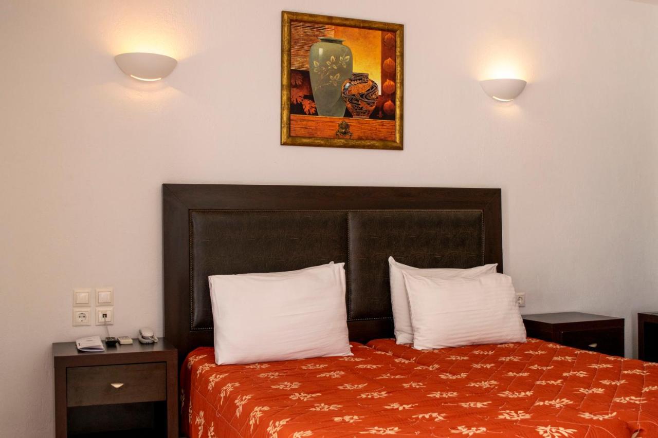 Standard Double Room,1412463911:JPEG