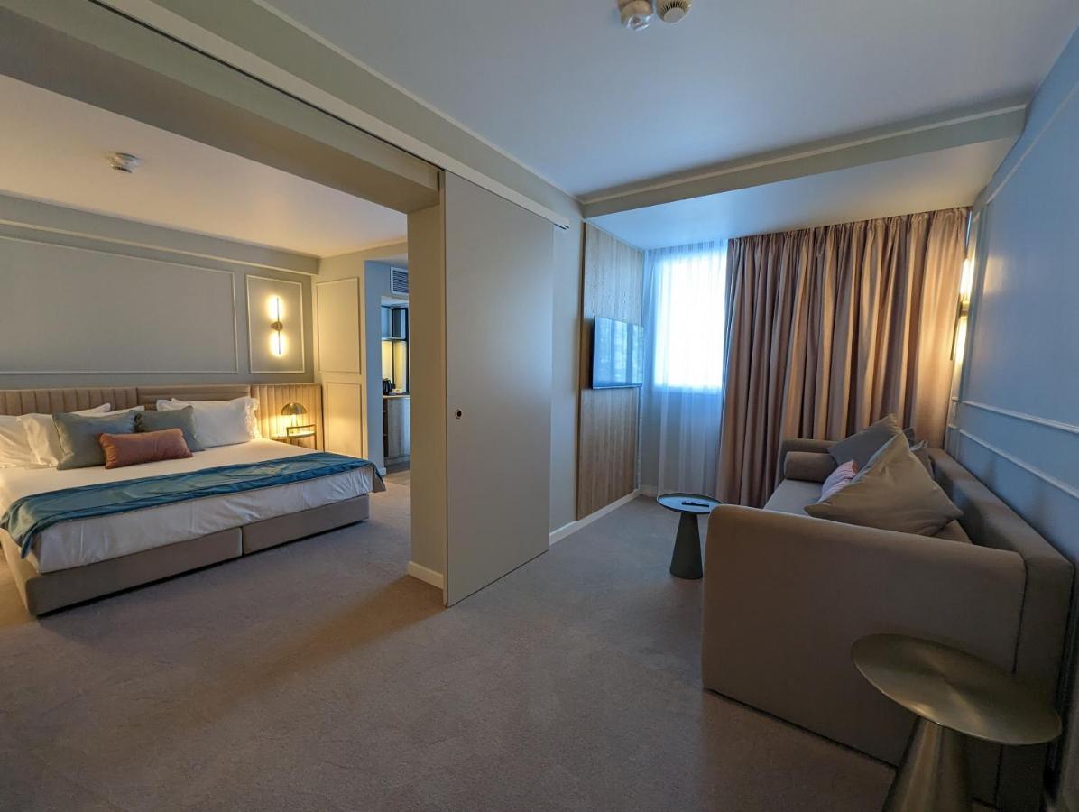 Suite with Sea View