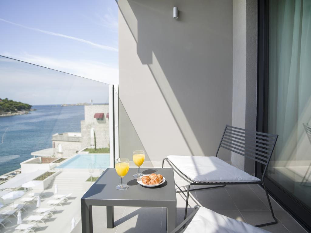 Deluxe Tweepersoonskamer met Uitzicht op Zee en Balkon