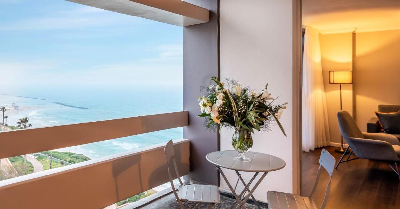 Studio with Terrace