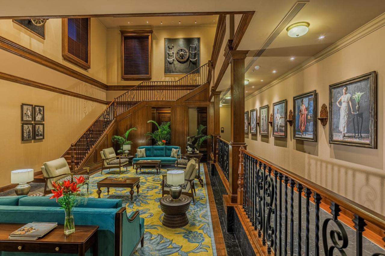 Queen Room on Food Beverage Excluding room dining