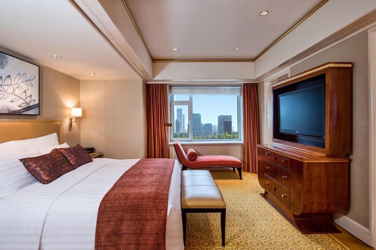 St. Regis Suite