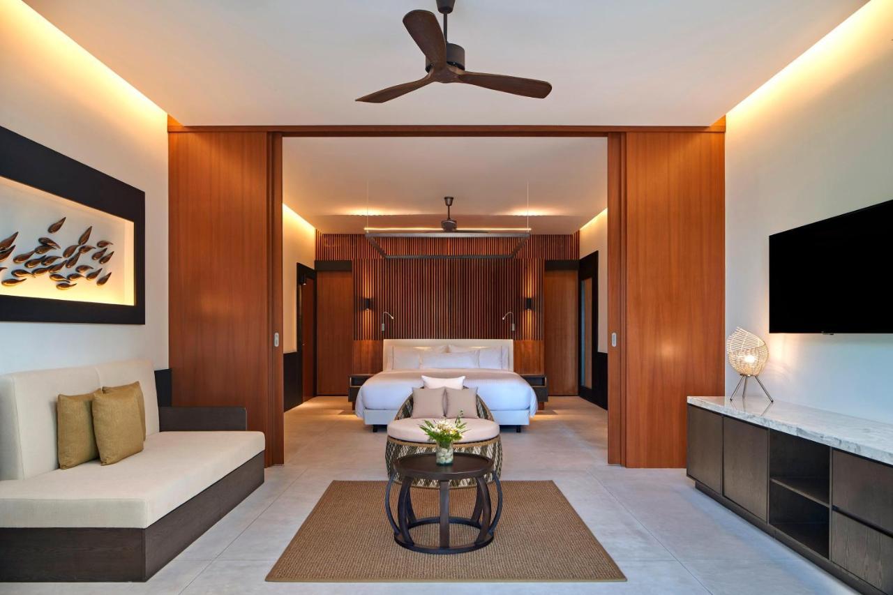 Beach Villa Pool Access 1 King Bed