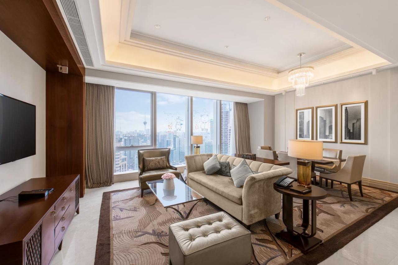 St. Regis Suite