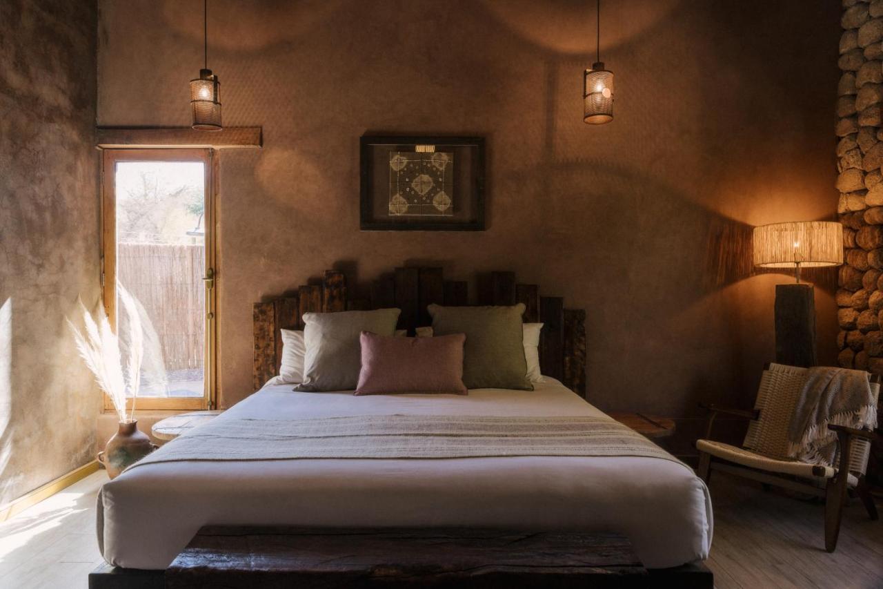 Deluxe Queen Suite