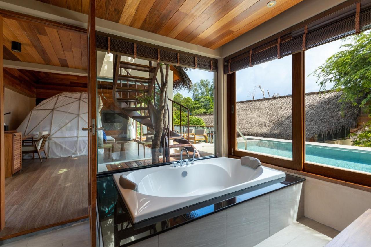 Tree Pool Villa