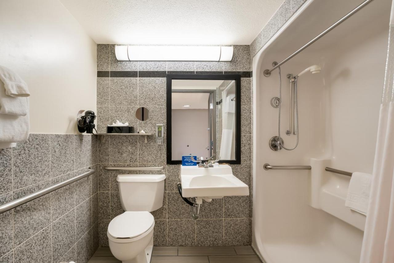 Queen Room Disability Access