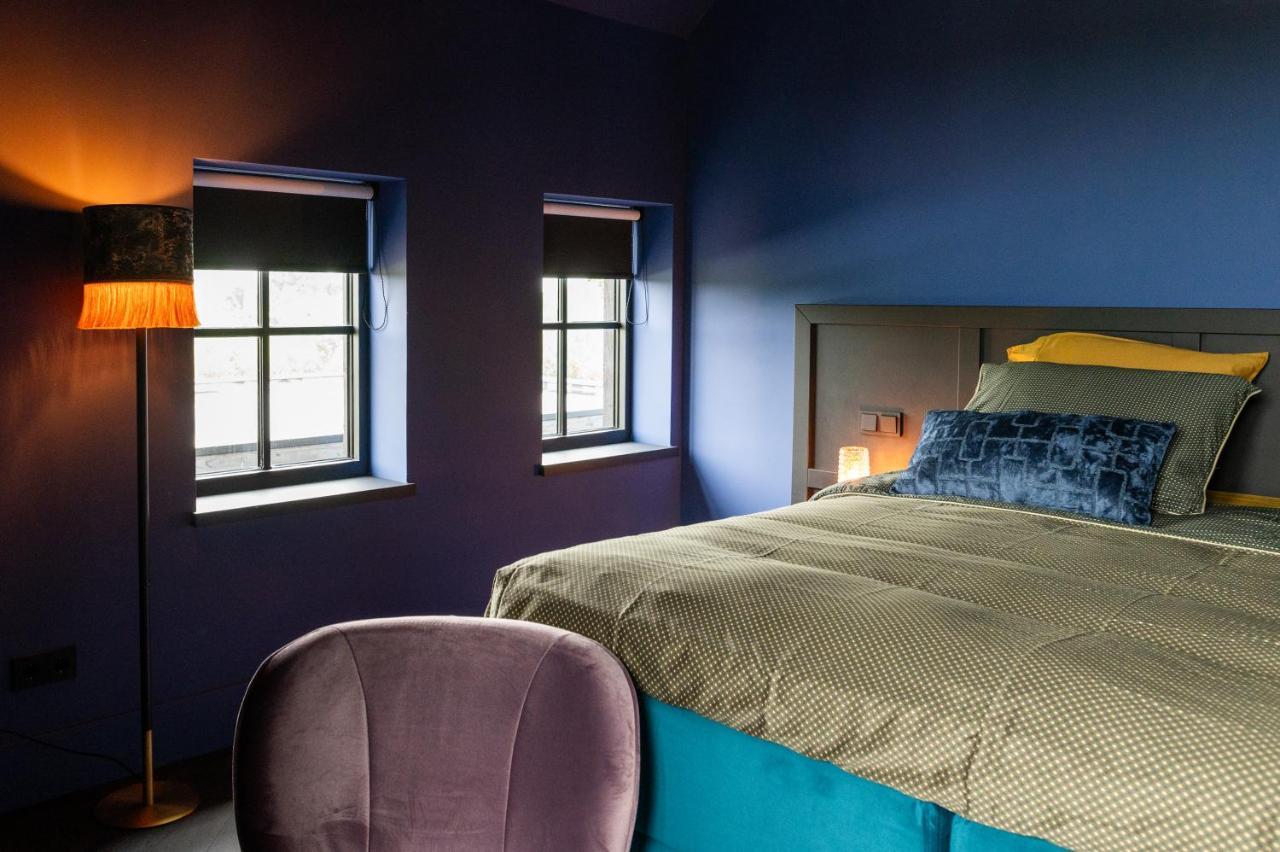 Kamer met Kingsize Bed en Uitzicht op de Tuin