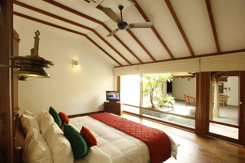 Luxury Plunge pool Villa (Complimentary breakfast and Hi-Tea (4–5 PM) with tea, coffee, and cookies)