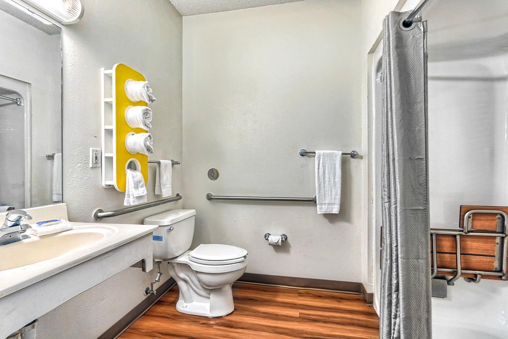 Double Room - Non-Smoking