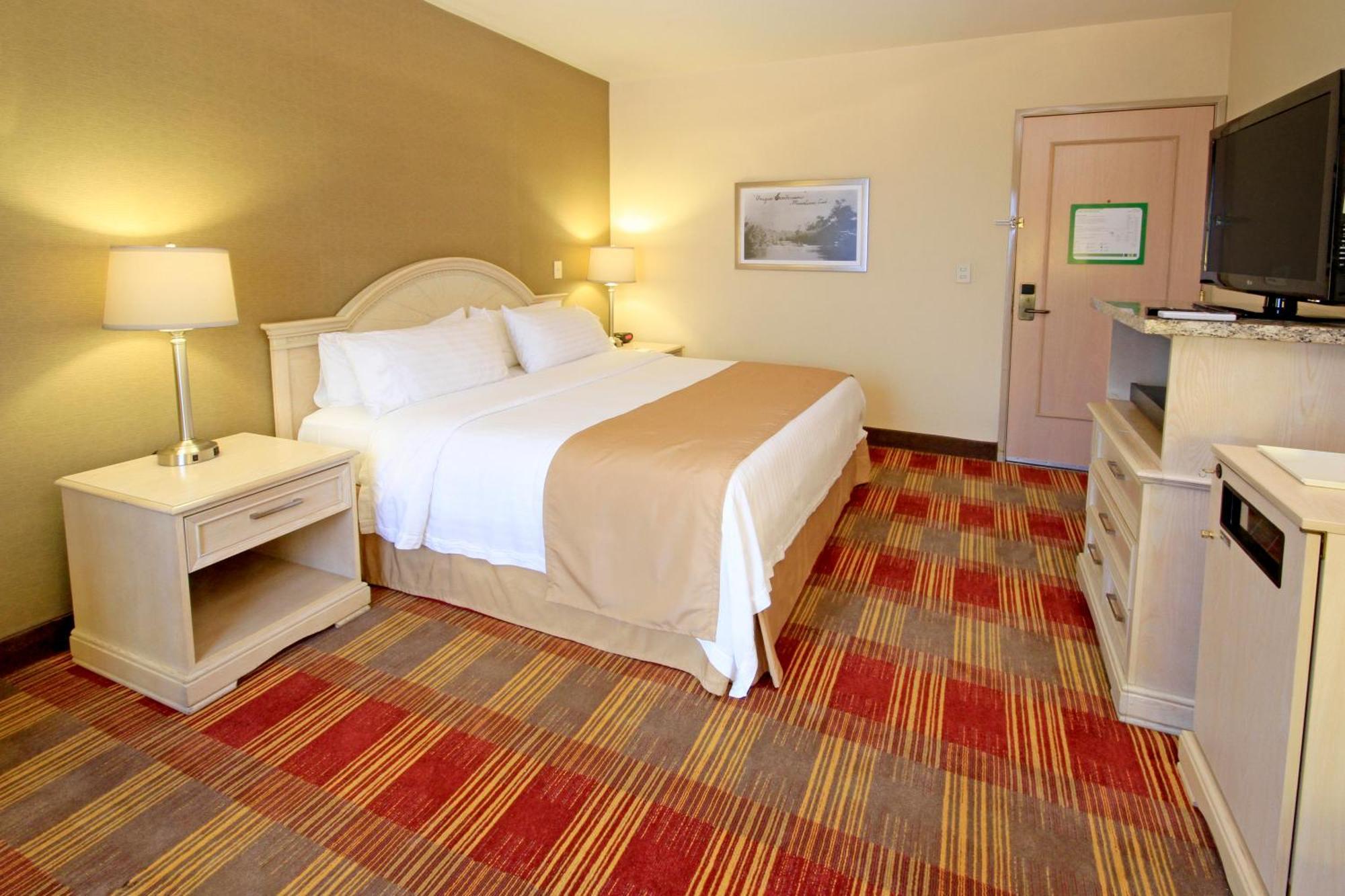 Standard King Room,1598404999:JPEG