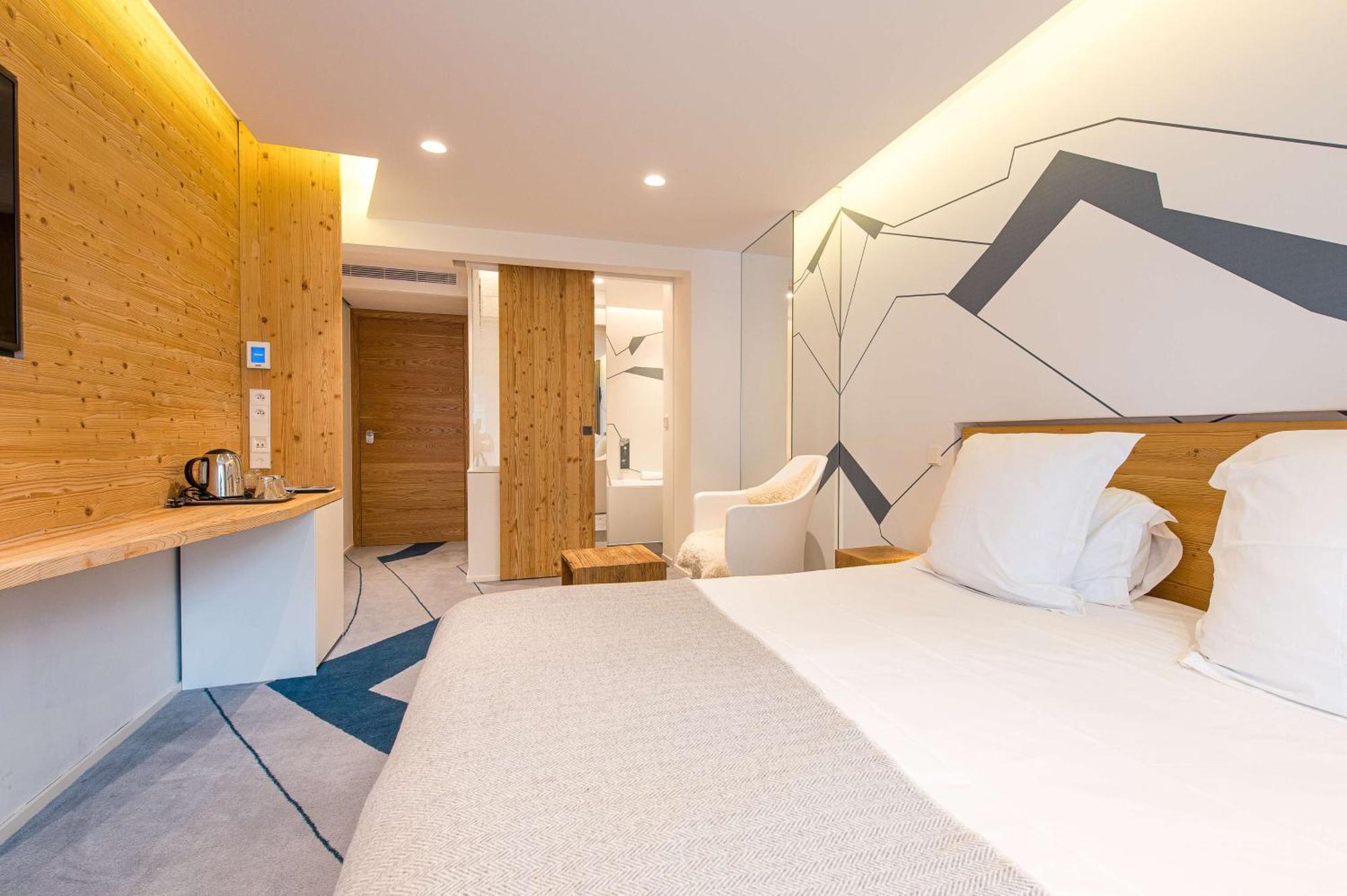 Superior Twin Room,1272199363:JPEG
