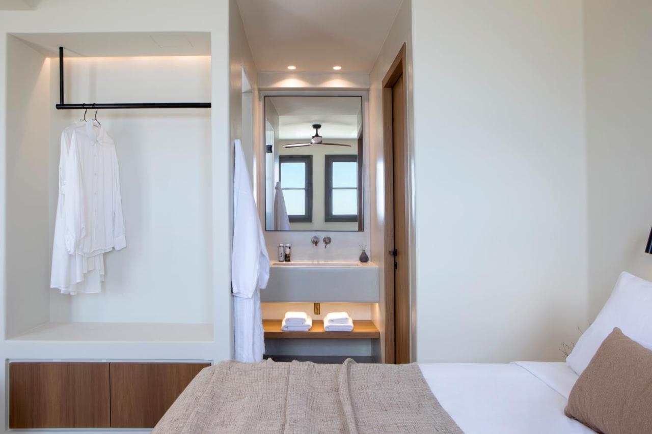 Junior Suite Heated Plunge Pool Sea View