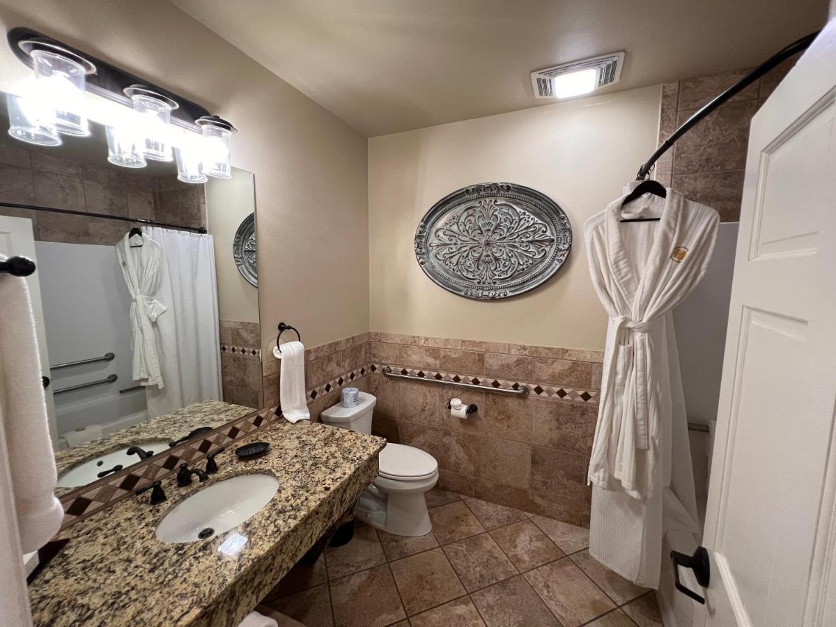 Double Room with Patio
