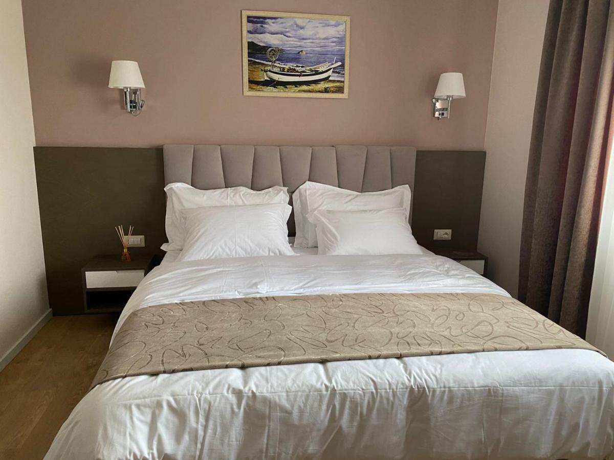 Standard Double Room,1469374655:JPEG