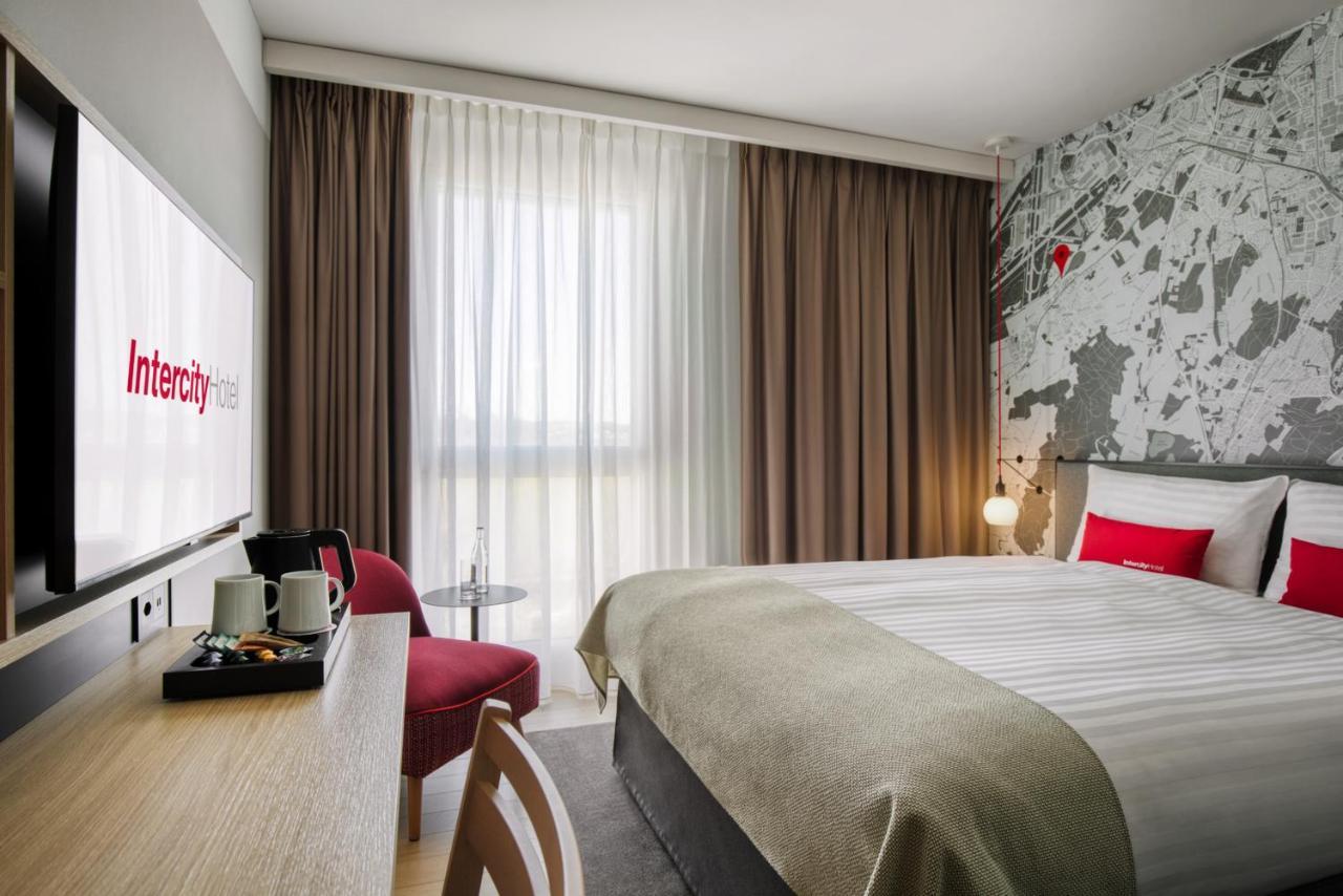 Double Room,1469528231:JPEG