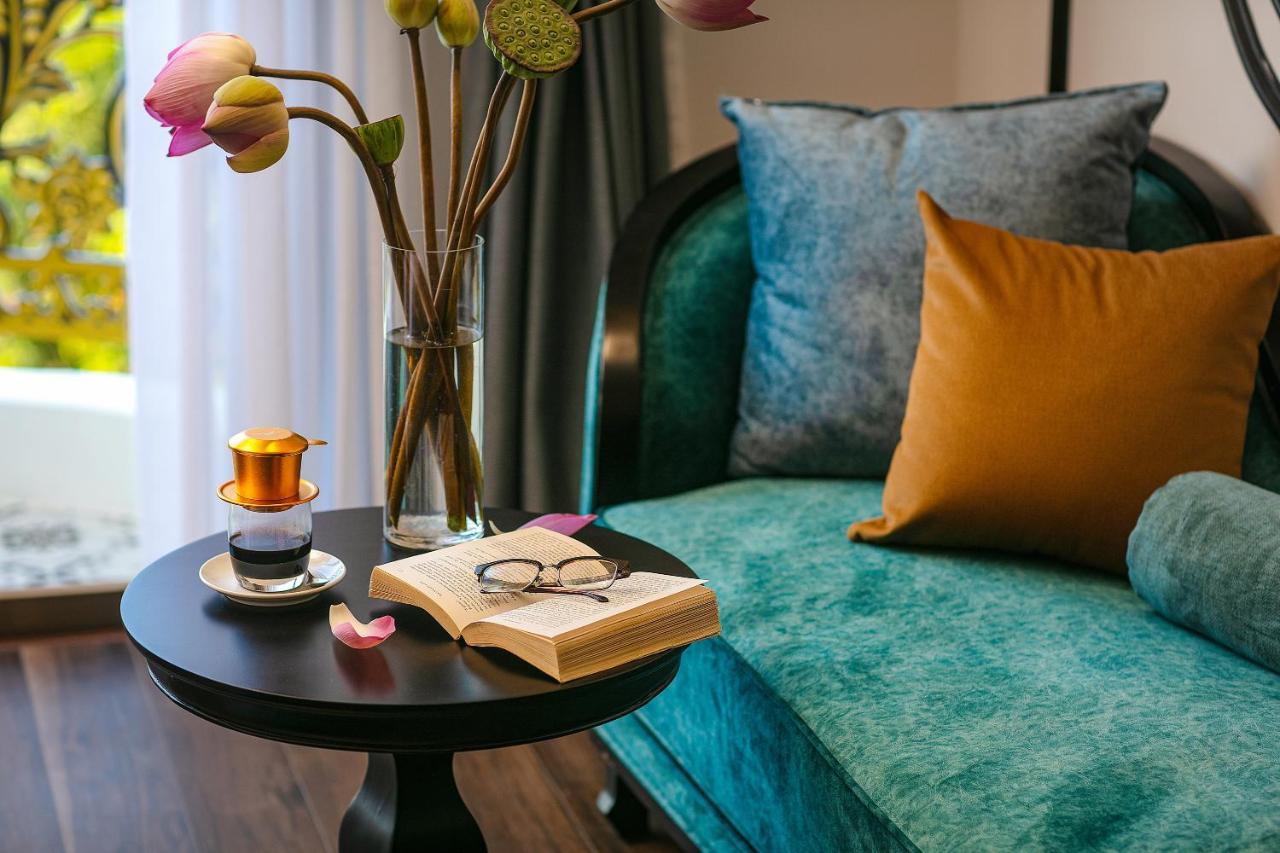 Signature Suite with Balcony