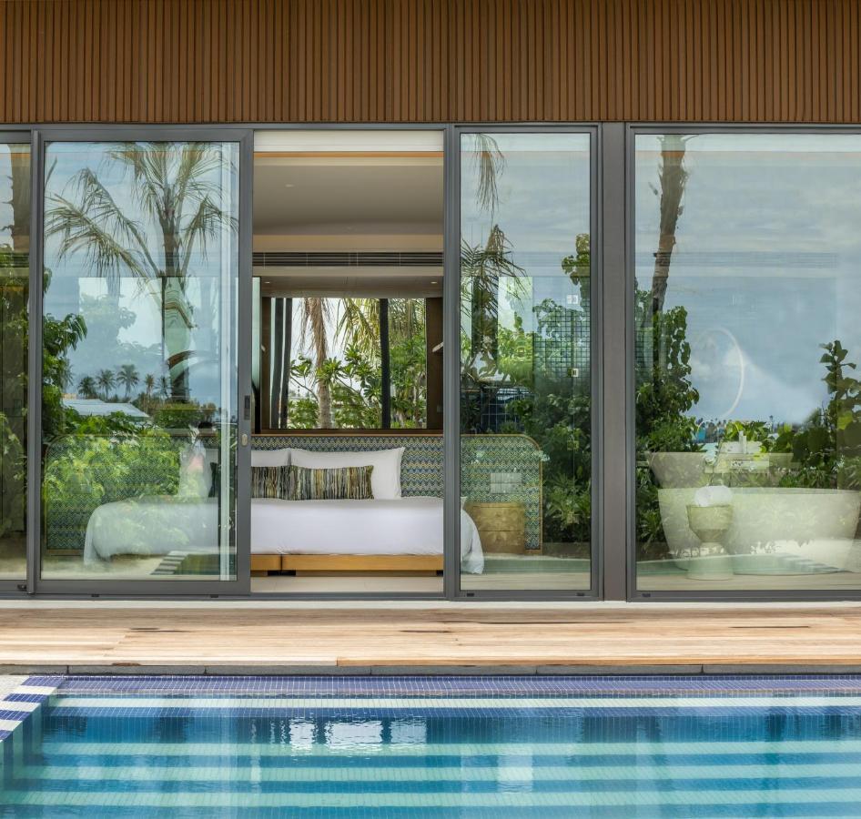 Family Beach Pool Villa with Capsule