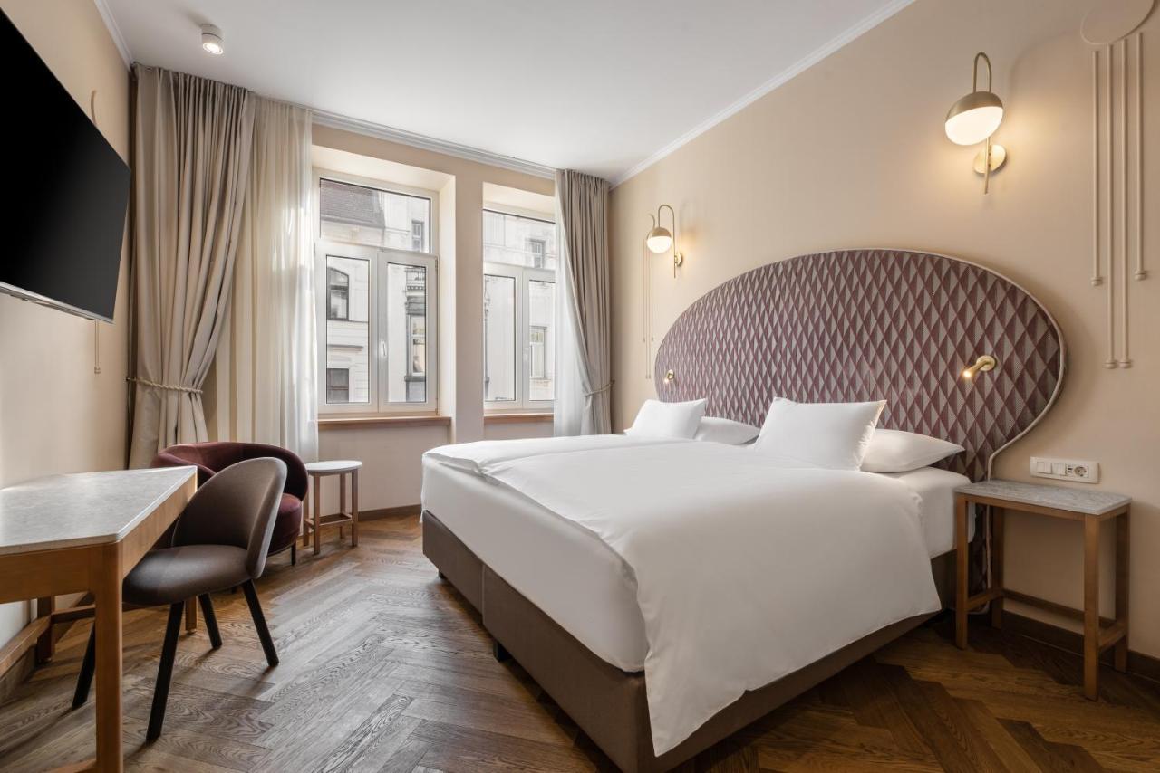 Grand Deluxe Double Room