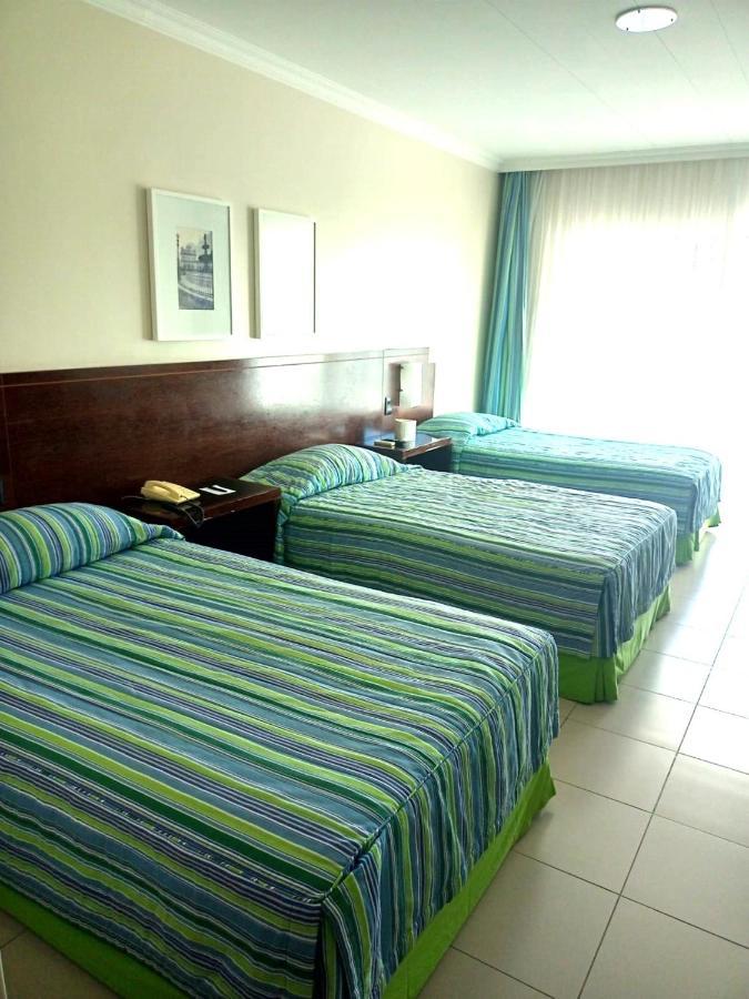 Luxury Triple Room