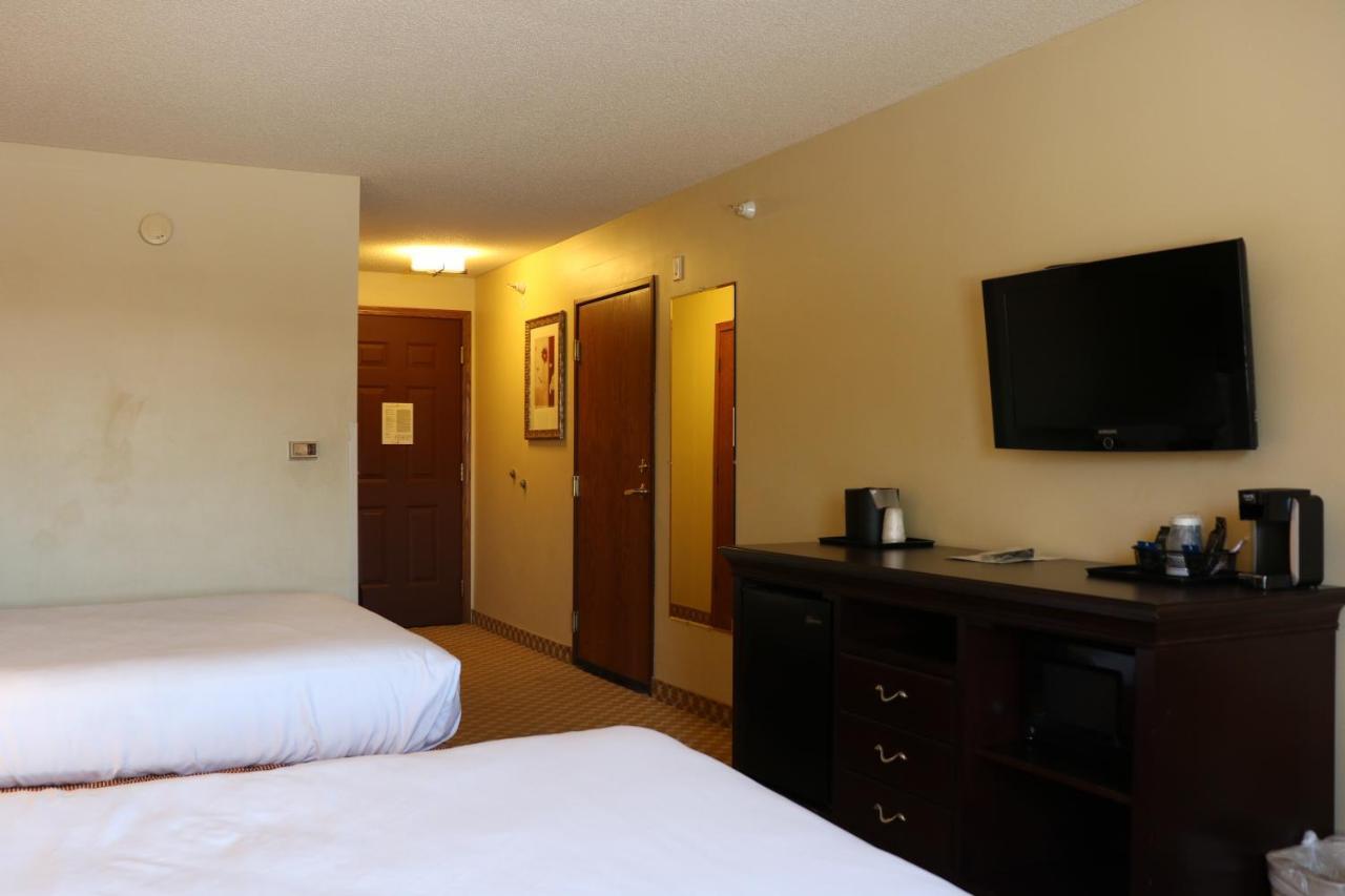 Queen Room with Two Queen Beds