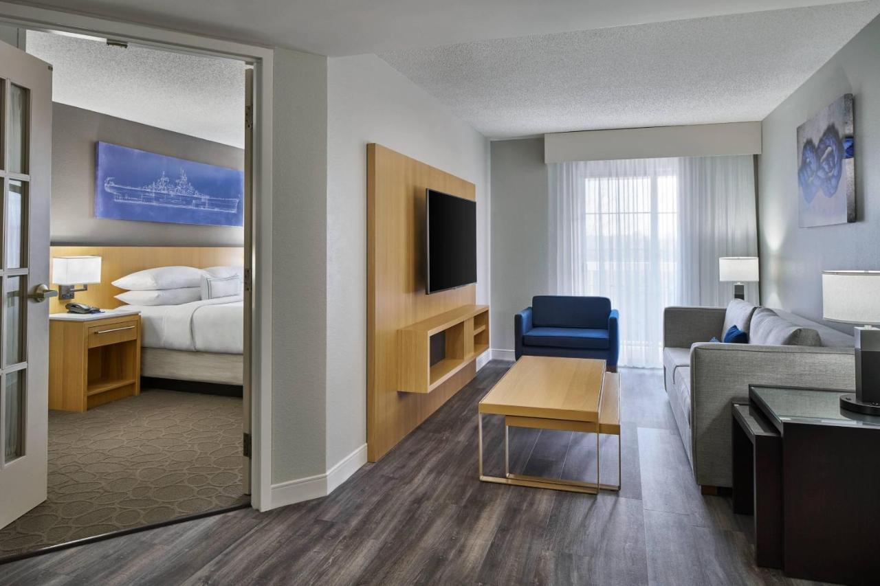 Executive King Suite with Balcony
