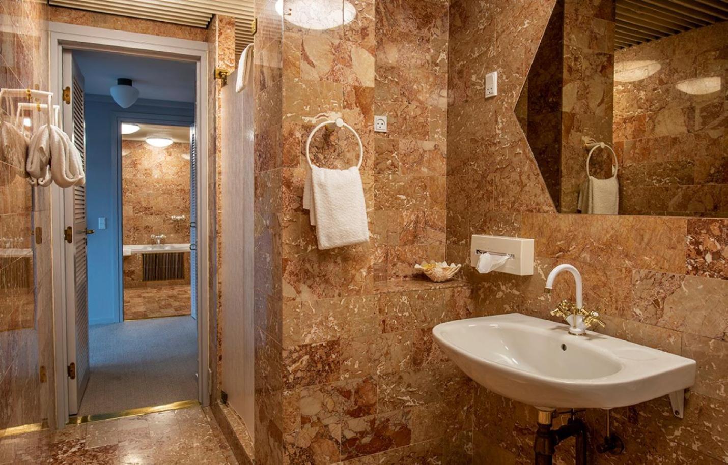 Suite with Sea View