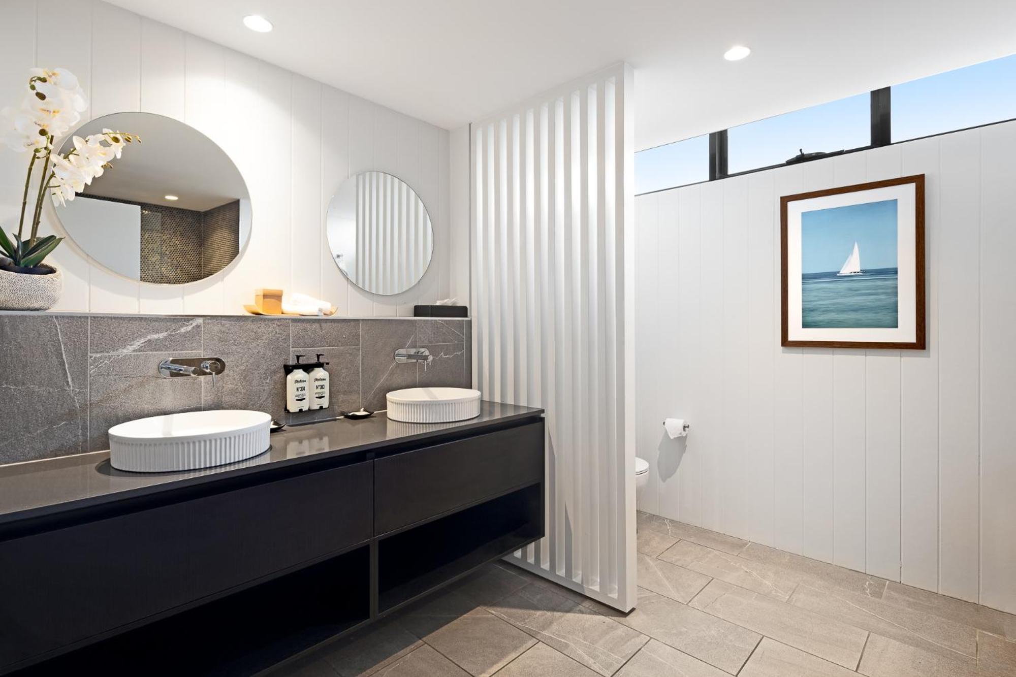 Junior King Suite