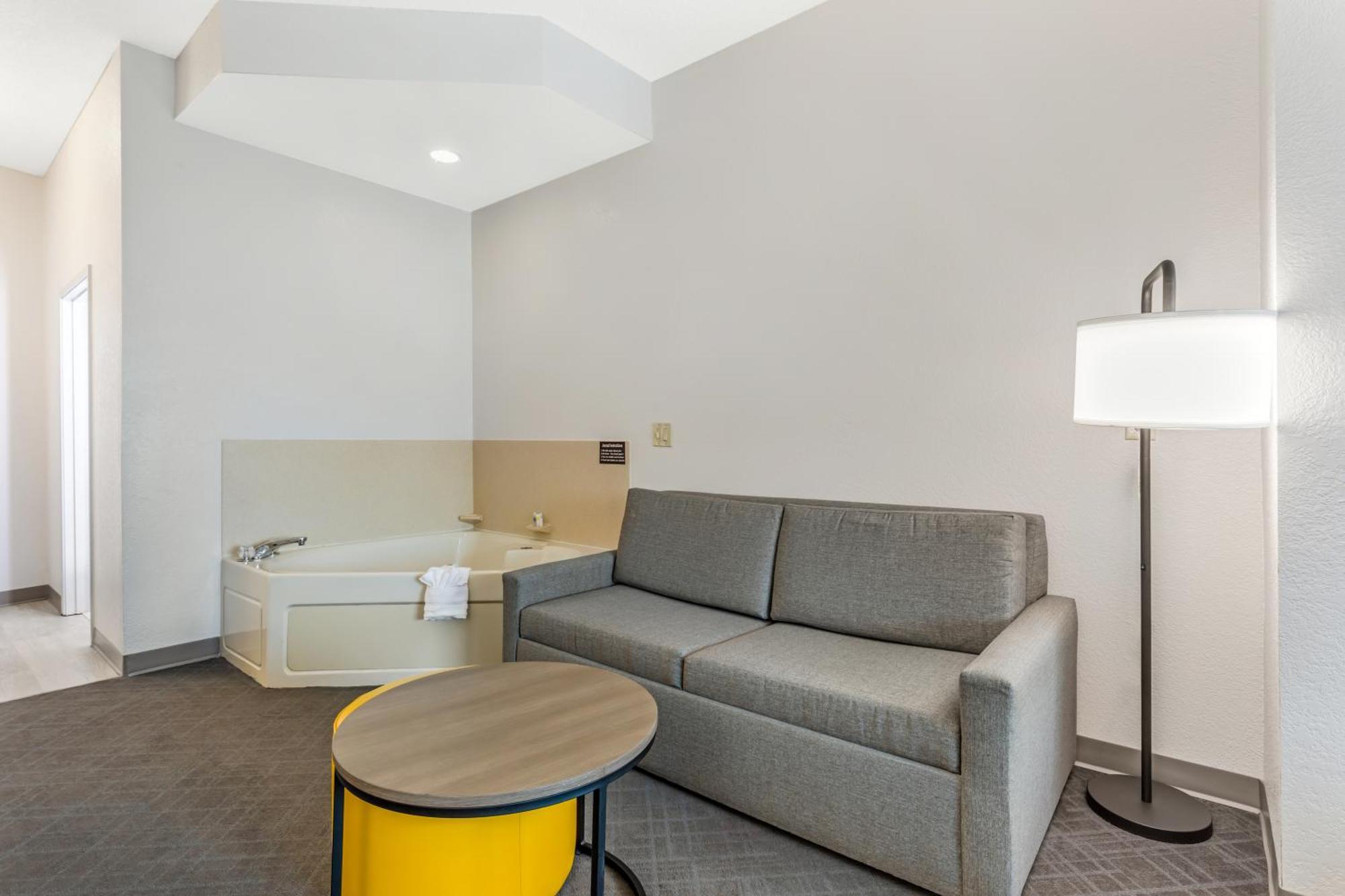 One Room Suite Two Queen Beds Whirlpool Non Smoking