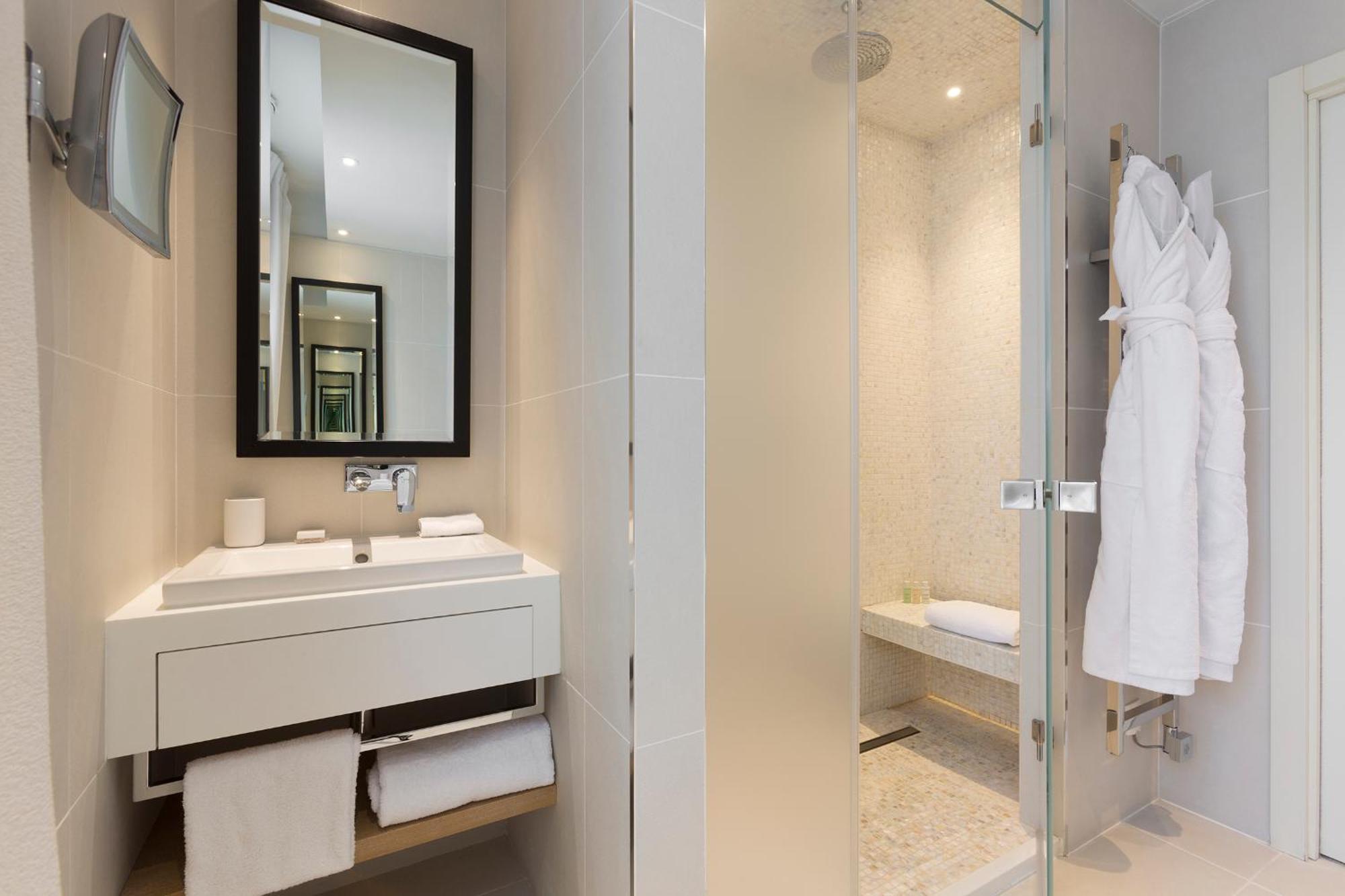 Prestige Plus Double Room,1499899351:JPEG