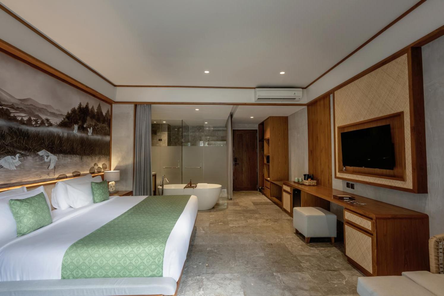 Family Rooftop Villa with Pool with Free Benefit