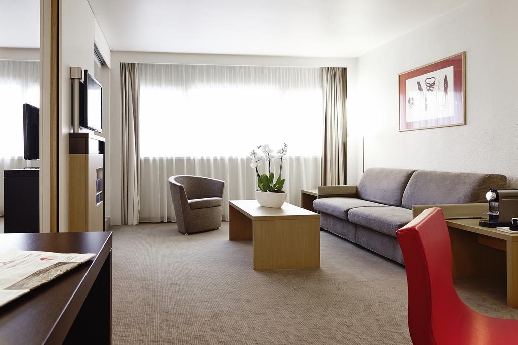 Suite One Double Bed Sofa Bed,1742572785:JPEG