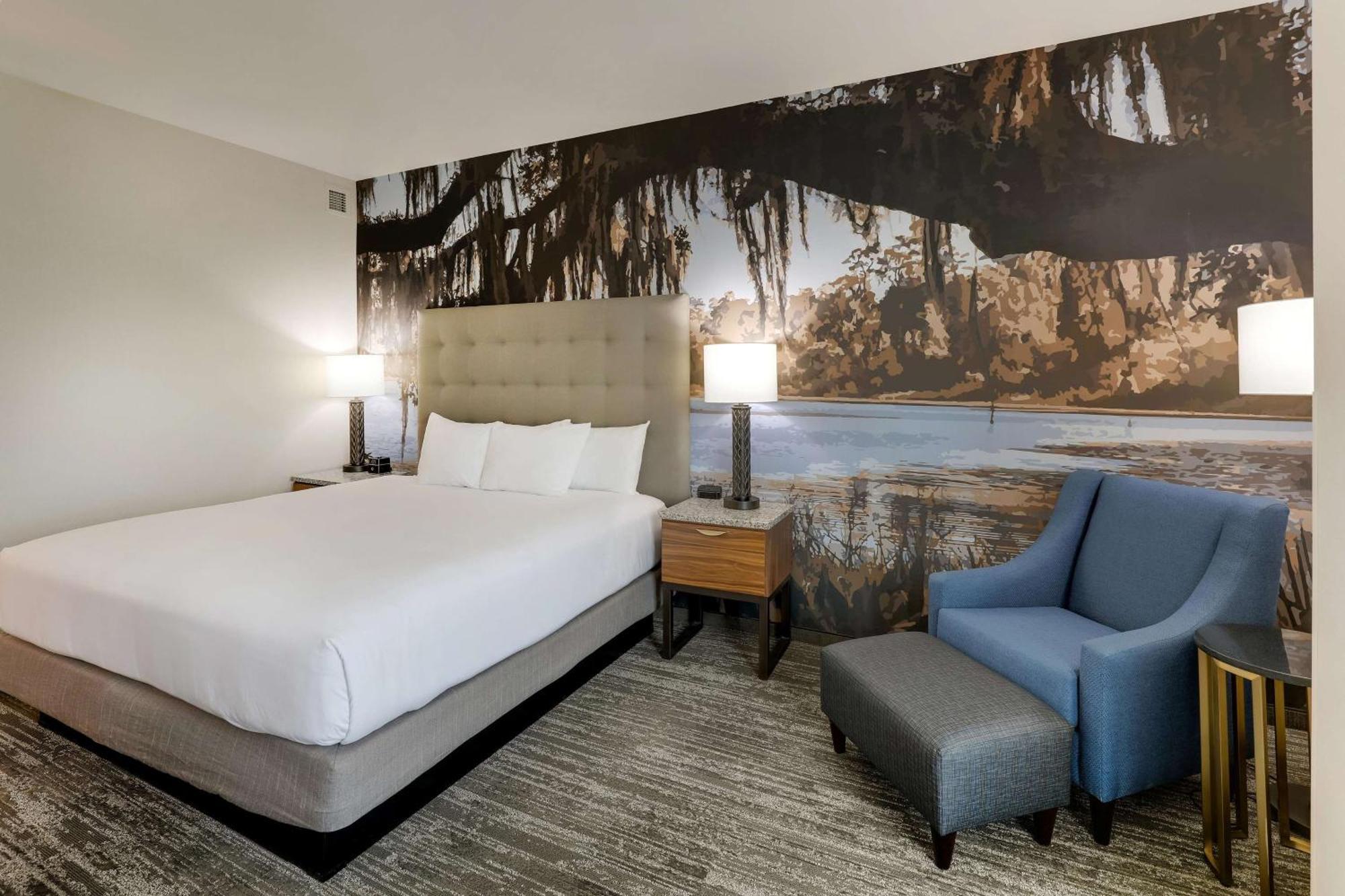 Deluxe King Room