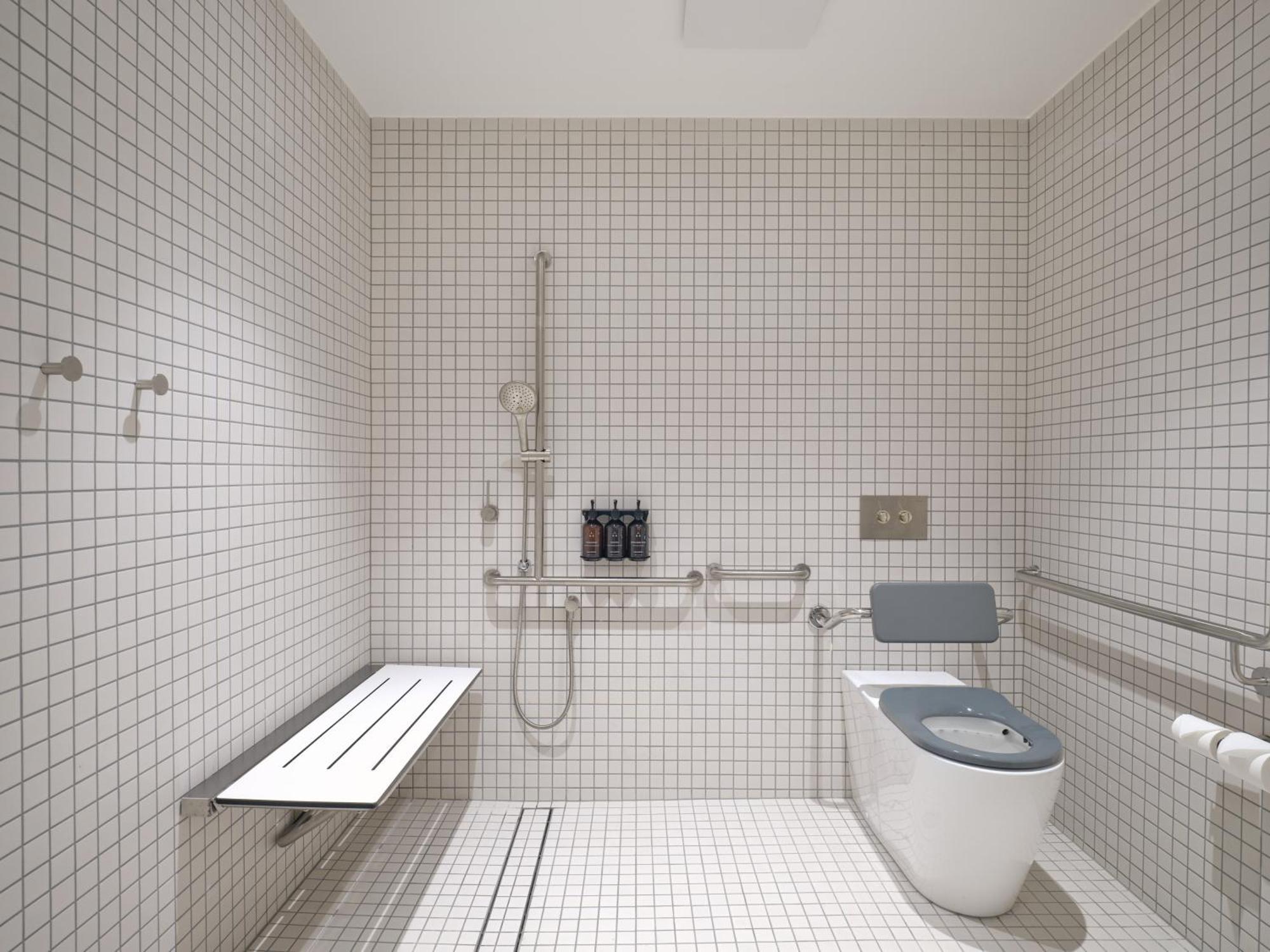 Marina Accessible King or Twin Room