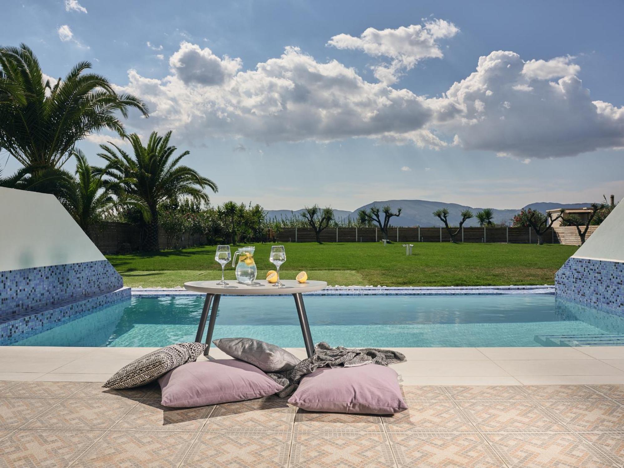 Master Suite Private Pool