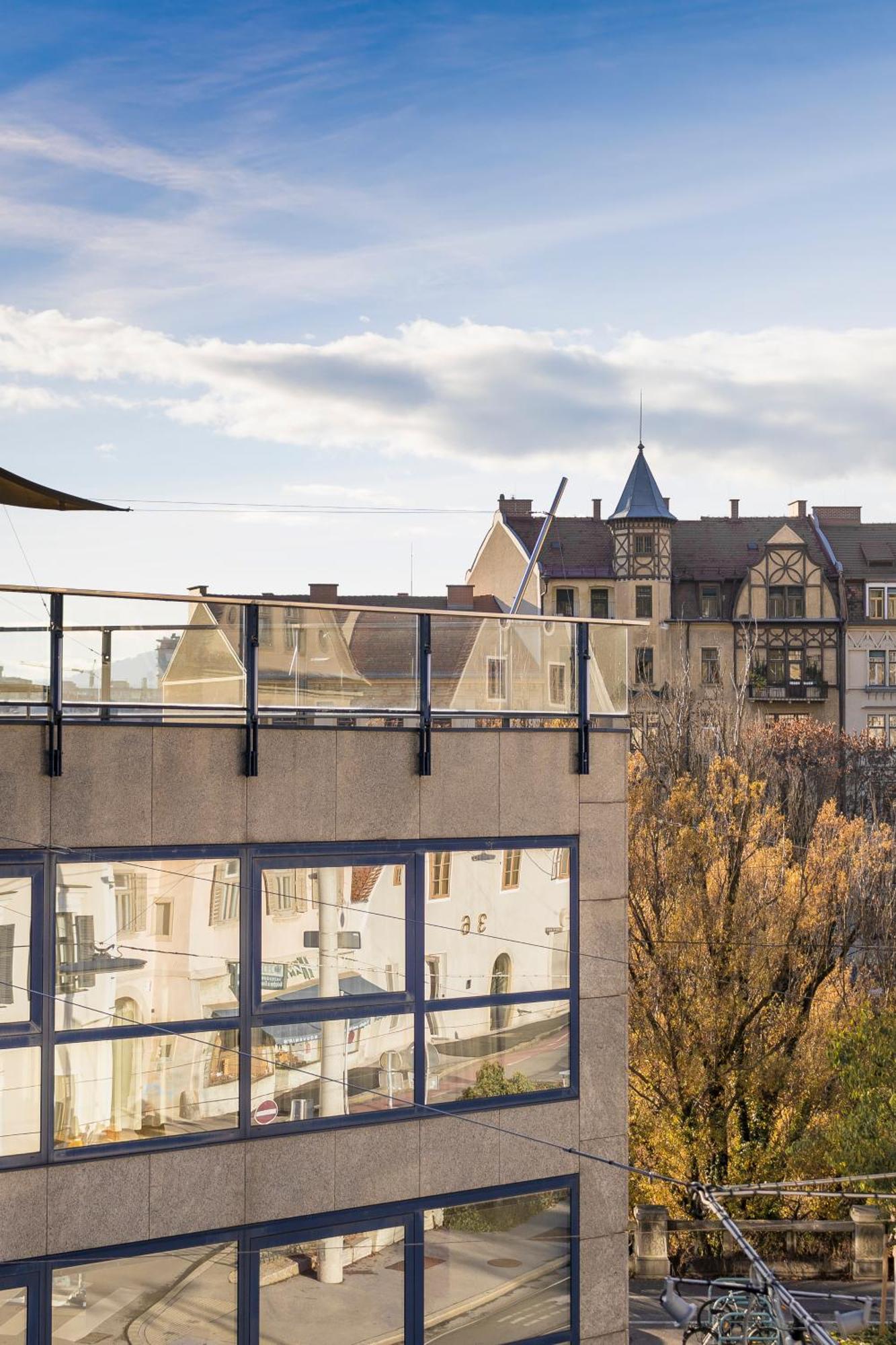 Apartment mit 2 Schlafzimmern und Balkon