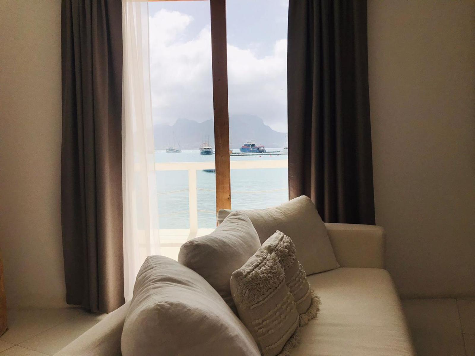 Deluxe Double Room with Balcony and Sea View