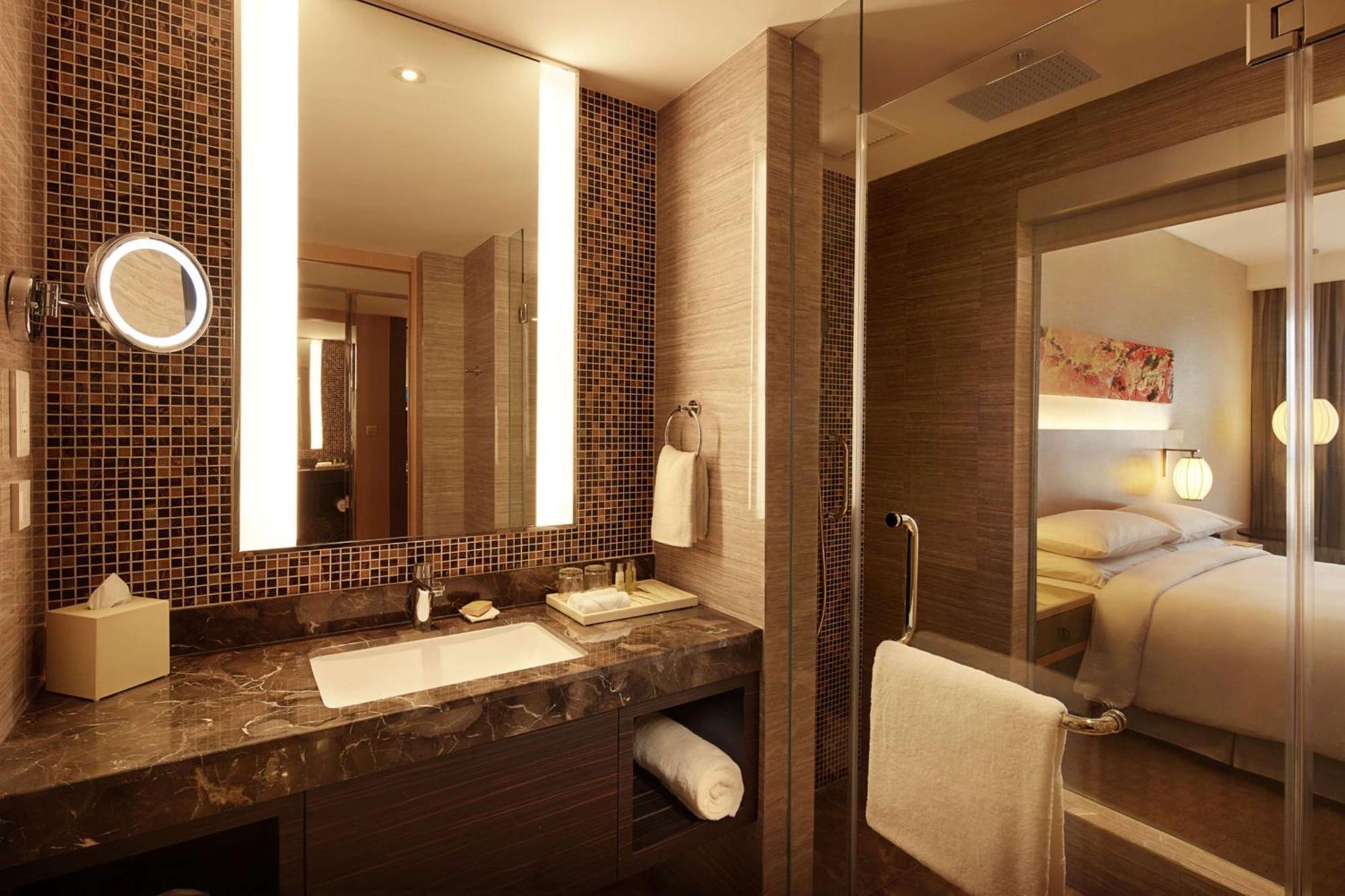 King Guest Room