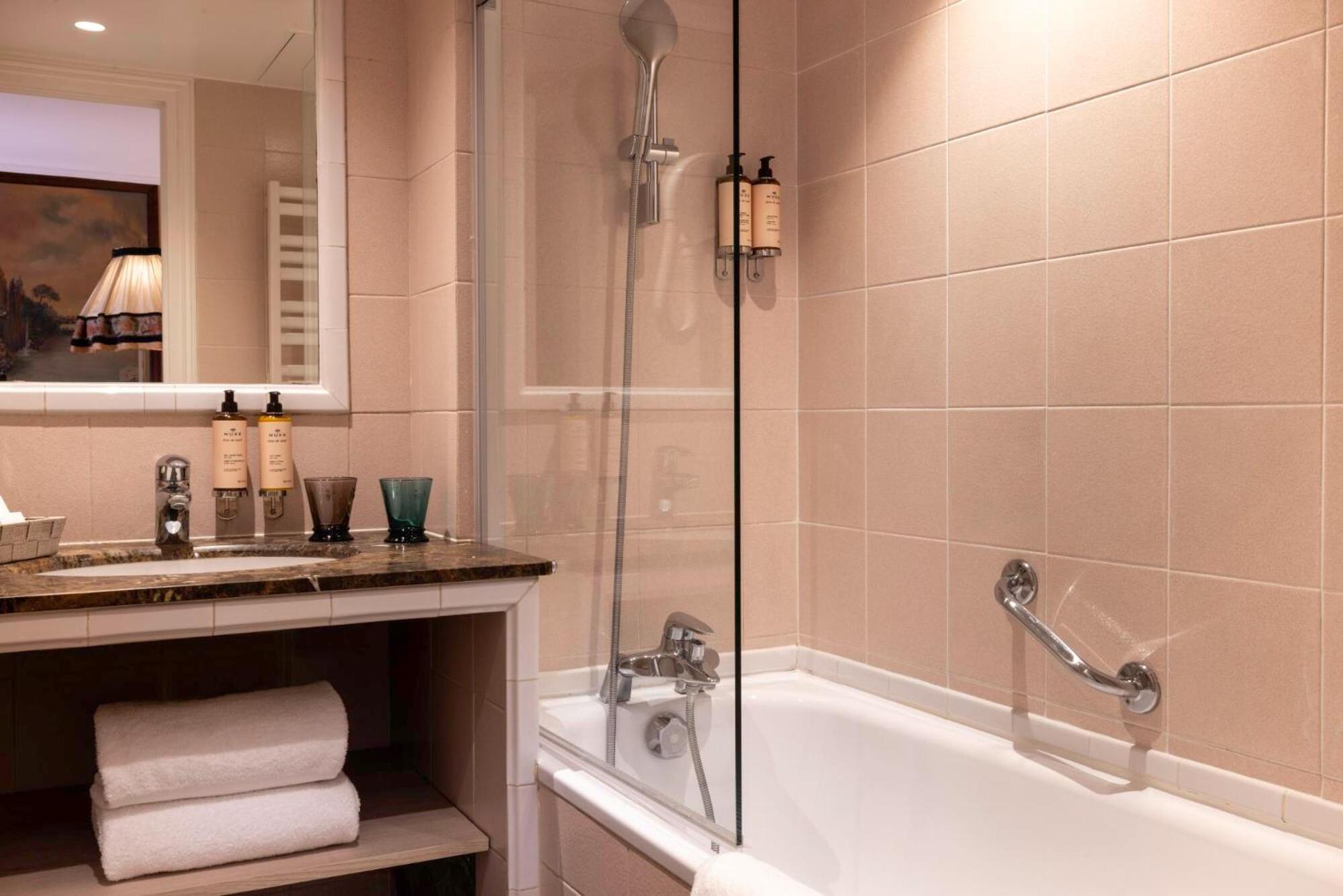 Junior Suite,1532719171:JPEG