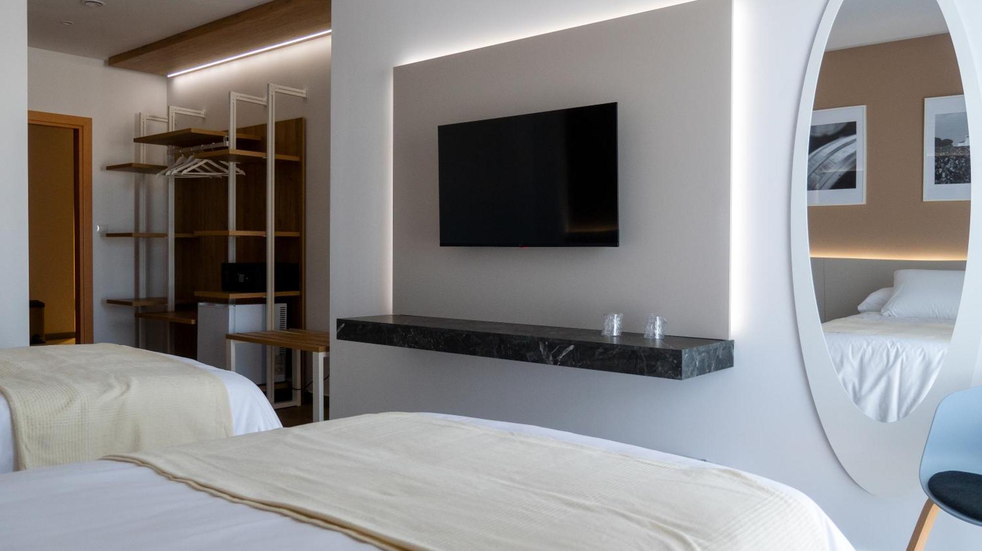 Queen Room Two Queen Beds Disability Access