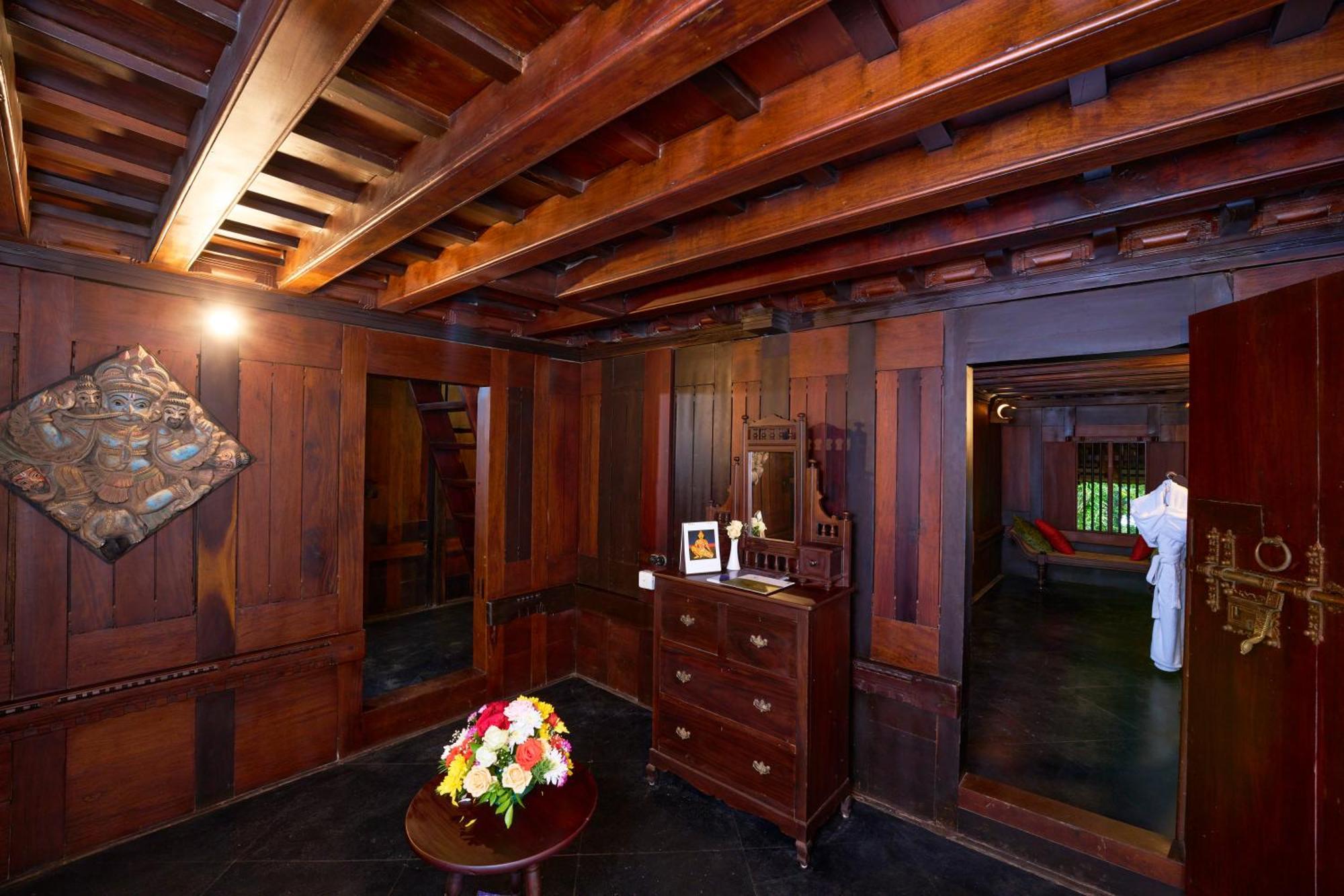 Anchal Cottage